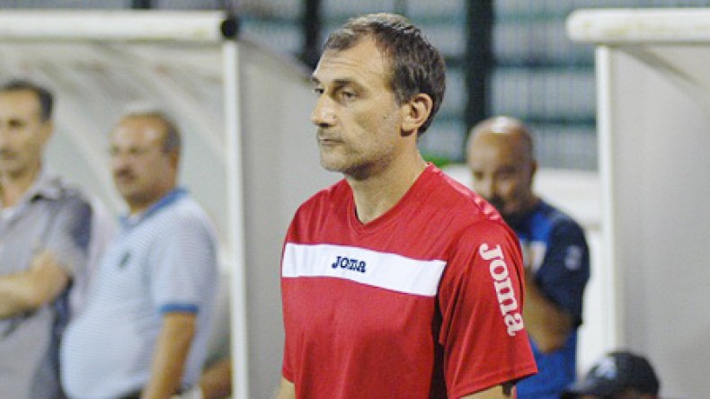 إدارة الحمراوة تجدد الثقة في سوليناس مؤقتا