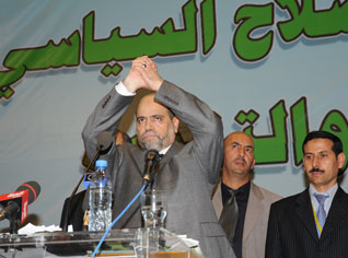 Algeria : Abu Djerra dominates MSP party