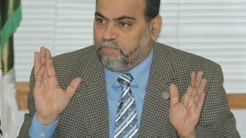 سلطاني: “لا مكان لجماعة مناصرة إلا في حمس”