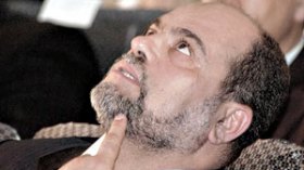 7 مؤسسيين وقياديين في “حماس” يطالبون برأس سلطاني