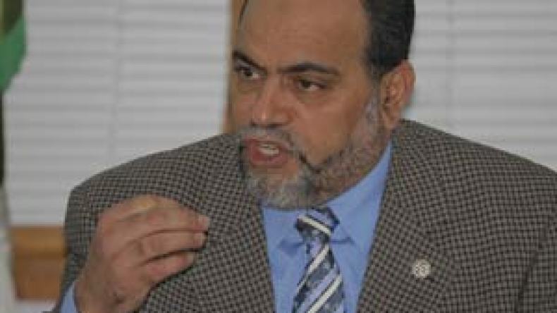 أنا لا أتدخل في تجديد الهياكل والمحتجون يريدون الانقلاب على نتائج المؤتمر