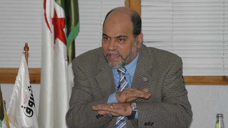 أبوجرة سلطاني أمام المحكمة في قضية الخليفة