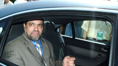 Affaire Anouar Abdelmalek / Soltani : Le réfugié algérien dépose plainte contre le Département fédéral des affaires étrangères suisse