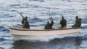 القراصنة‭ ‬الصوماليون‭ ‬يفرجون‭ ‬عن‭ ‬بحار‭ ‬جزائري‭ ‬لأسباب‭ ‬صحية‭  ‬