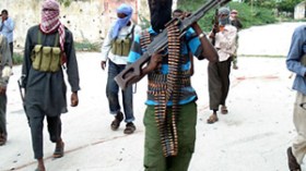 واشنطن تعترف بتقديم نحو 40 طنا من الأسلحة والذخيرة إلى الحكومة الصومالية