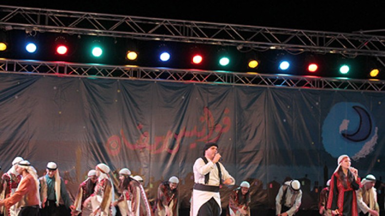 فرقة “صمود للتراث الشعبي الفلسطيني” تهز بومرداس