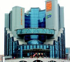 L'expert pétrolier Mourad Preure: “Sonatrach doit investir au Qatar et en Iran”