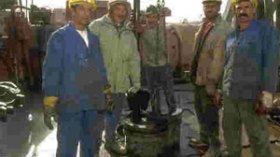 عمال سوناطراك بحاسي مسعود يواصلون الإضراب ويجمعون 3 آلاف توقيع