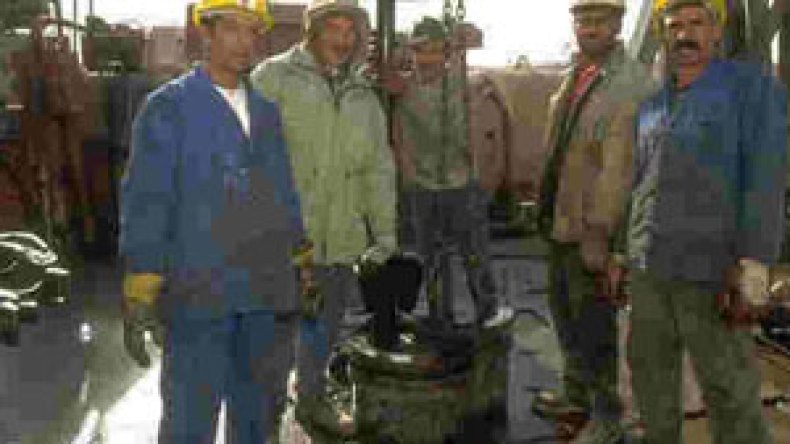 عمال سوناطراك بحاسي مسعود يواصلون الإضراب ويجمعون 3 آلاف توقيع