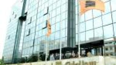 « Echorouk » publie les salaires des étrangers qui travaillent en Algérie