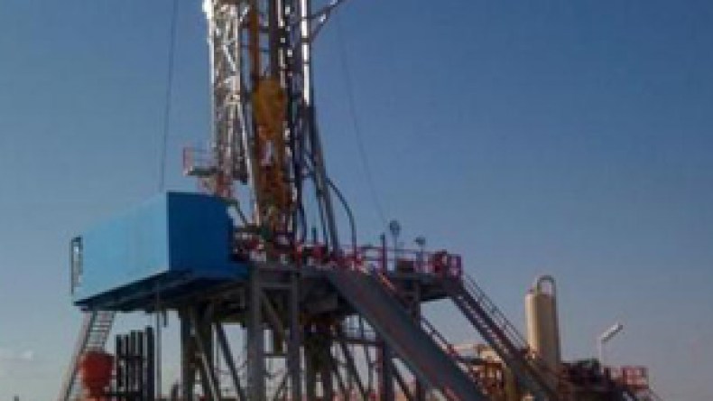 رياح هوجاء تمنع ضخ البترول بالجنوب