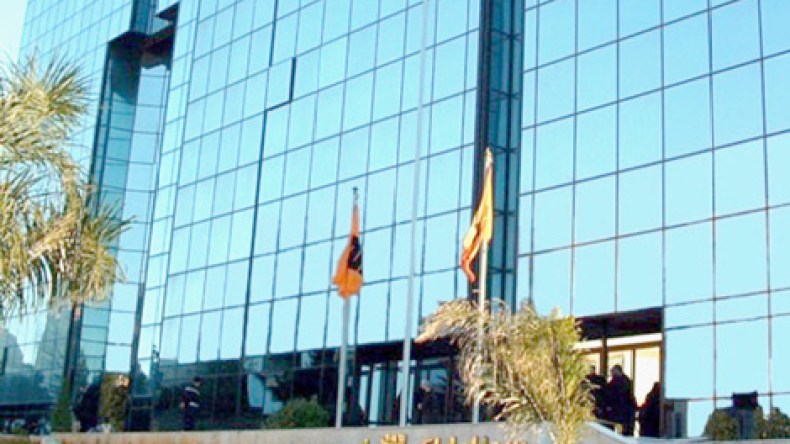 قاضي التحقيق يستدعي المتهمين في فضيحة سوناطراك