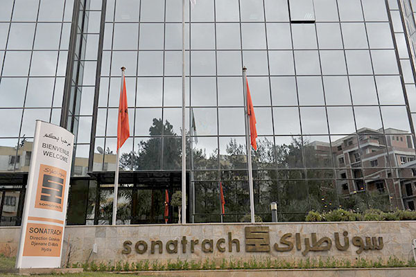 Sonatrach doit 11 milliards de dollars au gouvernement