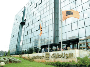 Sonatrach invests 8 billion dollars to boost Algeria's output of plastic and rubber