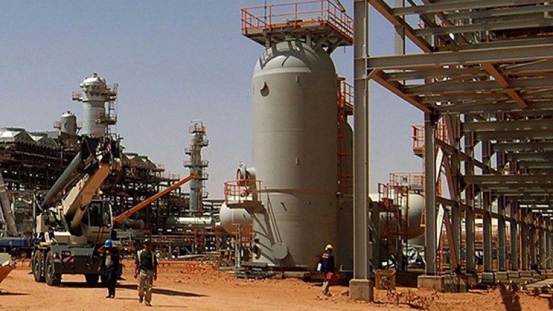 تجاذبات بين العمال وإدارات الشركات البترولية بأدرار