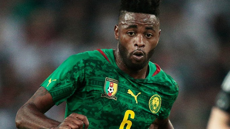 الكاميروني سونغ يعتزل اللعب دوليا في سن الـ27