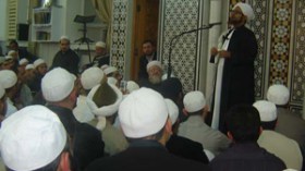 “حزب البعث فئة باغية باعت الجولان لإخوان القردة”