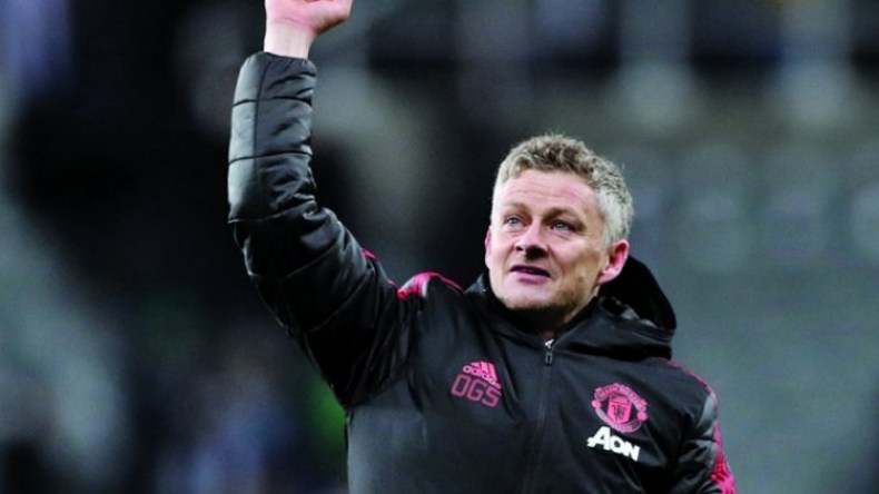 مانشستر يونايتد يتصدر ترتيب الدوري بعد تعاقده مع المدرب سولسكاير