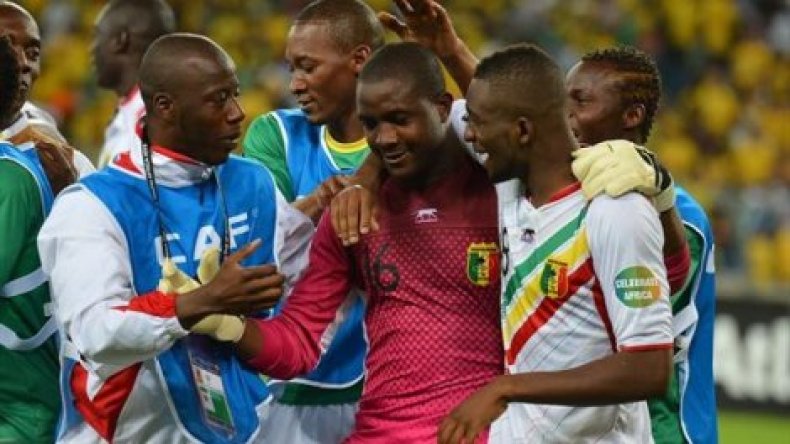 النسر دياكيتي ينقذ مالي ويطير بها إلى نصف نهائي “كان” 2013