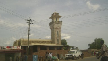 Sud – Soudan : au royaume de la corruption, des étranges rites…à la merci de la mouche Tsé Tsé