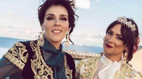 سُعاد ماسي ترافع للباس التقليدي الجزائري بجلسة تصوير!