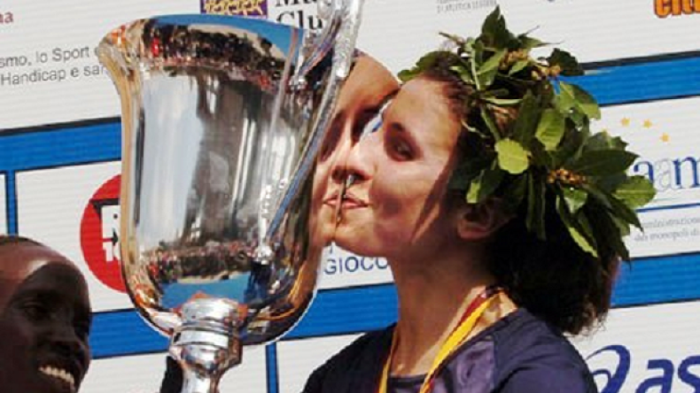 سعاد آيت سالم تتوّج بذهبية ماراطون هانوفر