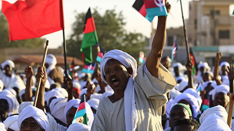 الشعب يريد… بقاء السودان!