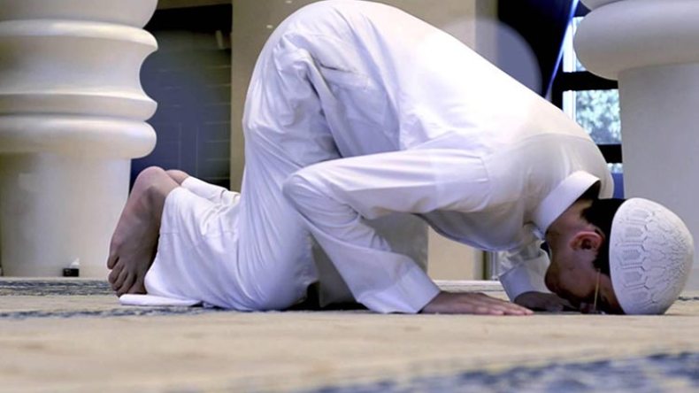 رمضان.. عندما يربّي نفوسنا على استشعار رقابة الله