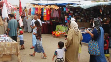 Blida: intense activité au marché populaire “Souika”