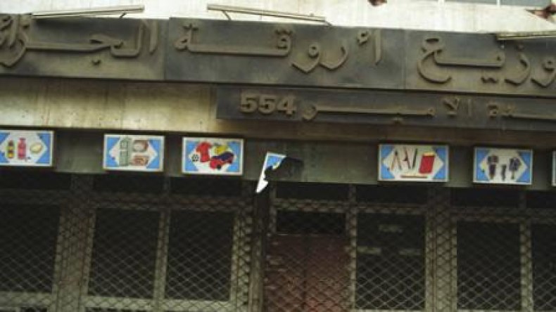 استغلال “أسواق الفلاح” و”أروقة الجزائر” لامتصاص التجارة الموازية قريبا