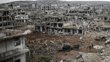 لاحق بلا قوة