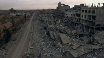 عصابة أشرار تتحكم في العالم