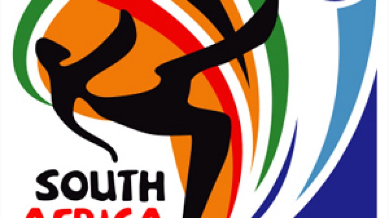 قدماء  المنتخب  وعائلات  لاعبي  الخضر  يطيرون  اليوم  إلى  جنوب  إفريقيا