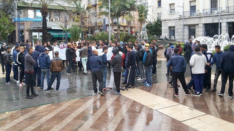 اعتداء على طفل جزائري بمركز لتجميع “الحرّاقة” بإسبانيا
