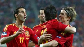 إسبانيا تلعب وتفوز وتُبدع، والإيرلنديون يرقصون ويغنون؟