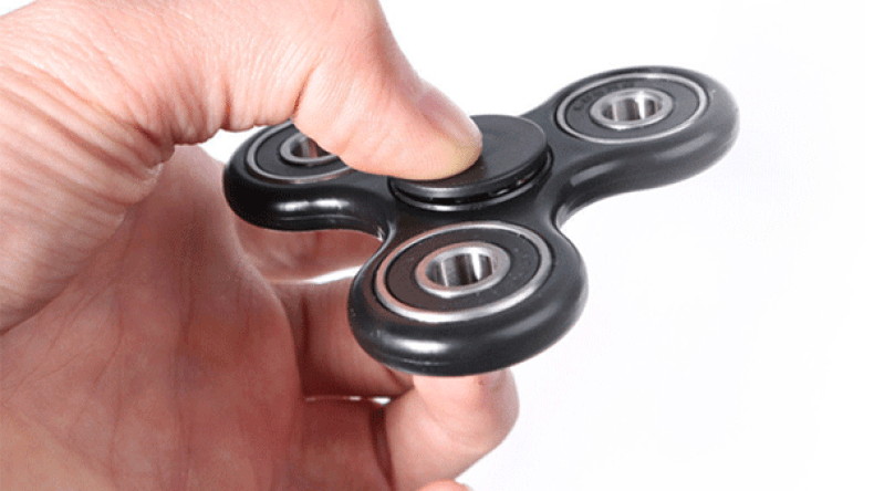 هيستريا لعبة “السبينر” تصيب الجزائريين