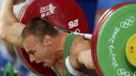 Championnat d’Afrique d’haltérophilie : trois médailles d’or pour l’Algérien Laariki