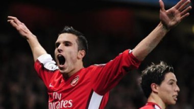 Arsenal's lack of punch gives Roma hope