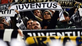 مجانين “اليوفي” في الجزائر يعلنون عن أنفسهم