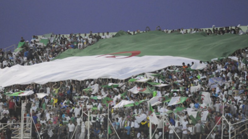 “40 ألف تذكرة” لمباراة الجزائر والبوسنة بسعر 200 دينار