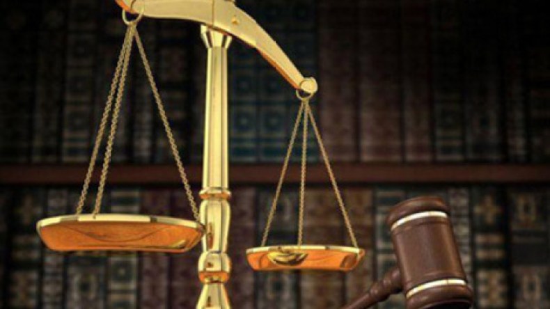 رئيس المحكمة الرياضية يستقيل تاركا وراءه 70 قضية عالقة