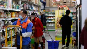 الشائعات تجدّد المضاربة ولهفة المواطنين على المواد الغذائية