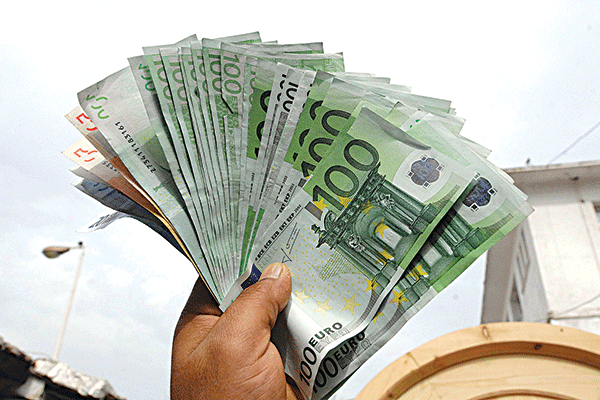 La fermeture du marché de change “Square” ne sera pas pour demain!