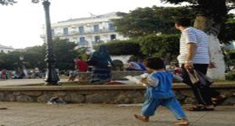 Square Port-Saïd (Alger), lieu de refuge des Syriens ayant fui les violences dans leur pays