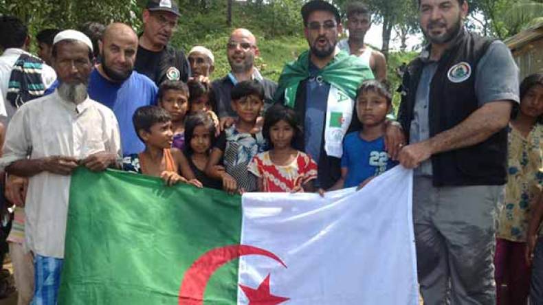 “أطفال يقتاتون على الأعشاب.. ومن نجا من الذبح مات جوعا”