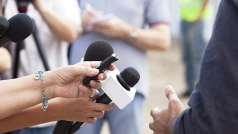 11 اعتداء على صحافيين تونسيين في شهر!