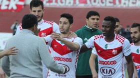 معاناة شباب بلوزداد متواصلة وموسم صعب ينتظر الفريق