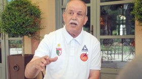 سعدان للشروق: لحسن الحظ أننا لم نلعب في ليبيا