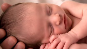 وفاة رضيع إثر ضخ جرعات من الدم في جسمه تفوق حاجته بعشر مرات