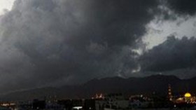 إعصار “فيت” يتحول للون “البرتقالي” ويشل  سلطنة عُمان